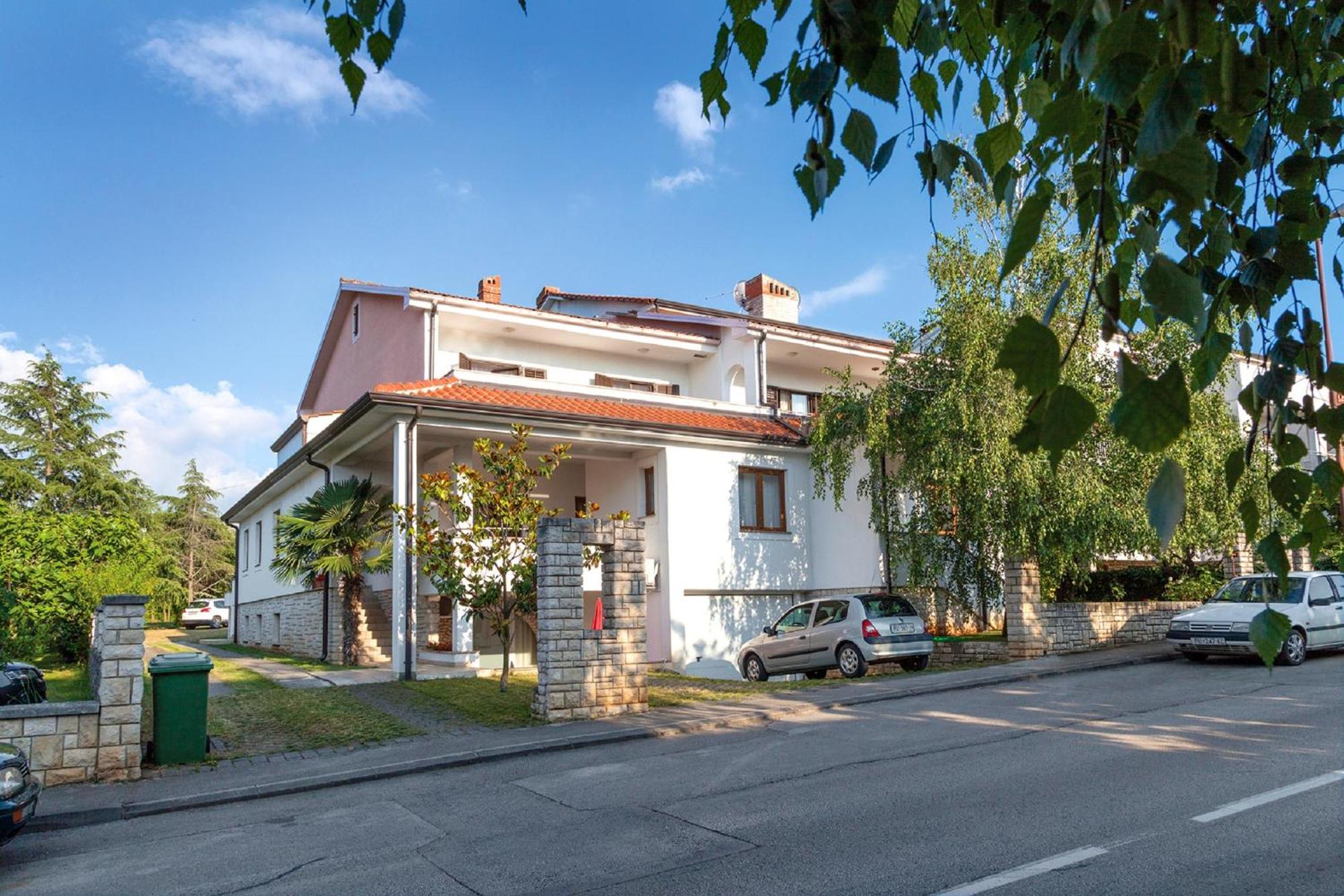 Casa Mareva Hotell Poreč Exteriör bild